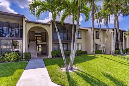 b2-610 Sea Pine Way, Greenacres, FL, 33415-8910 | Card Image