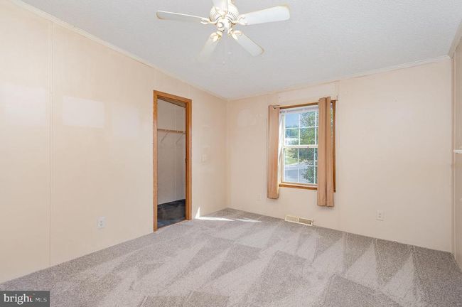 649 Lilac Dr, House other with 3 bedrooms, 2 bathrooms and null parking in NEW PROVIDENCE PA | Image 13