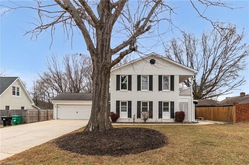 3421 Wildwood Ave, High Point, NC, 27265-9521 | Card Image