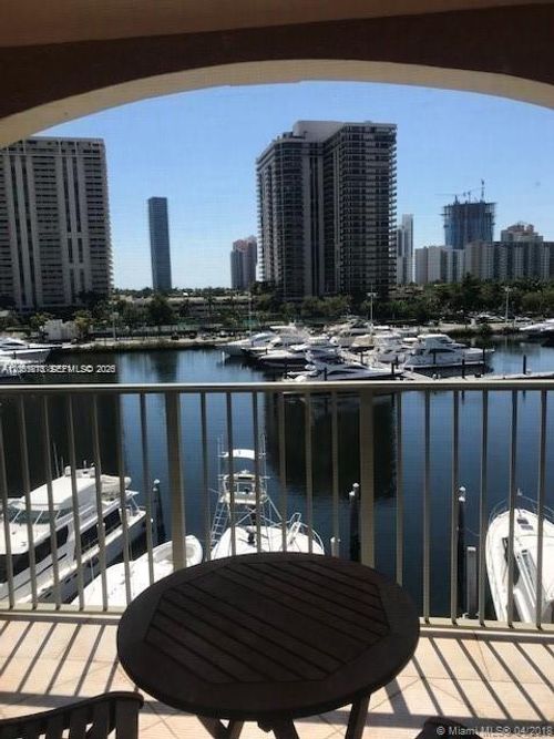 2604-19901 E Country Club Dr, Aventura, FL, 33180-3078 | Card Image