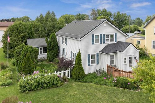 210 Manitowoc Street, Reedsville, WI, 54230 | Card Image