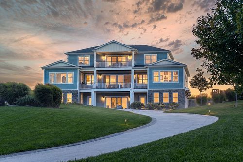 459 Vanderbilt Ln, Portsmouth, RI, 02871-2342 | Card Image