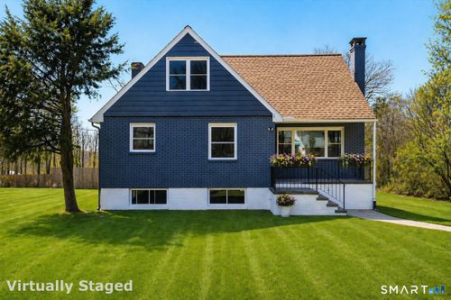 12 Darien Rd, New Fairfield, CT, 06812-4323 | Card Image