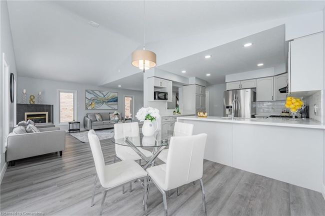 830 Brandenburg Blvd, House other with 4 bedrooms, 4 bathrooms and 4 parking in Waterloo ON | Image 15