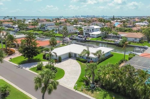 510 Wedge Ln, LONGBOAT KEY, FL, 34228-3526 | Card Image