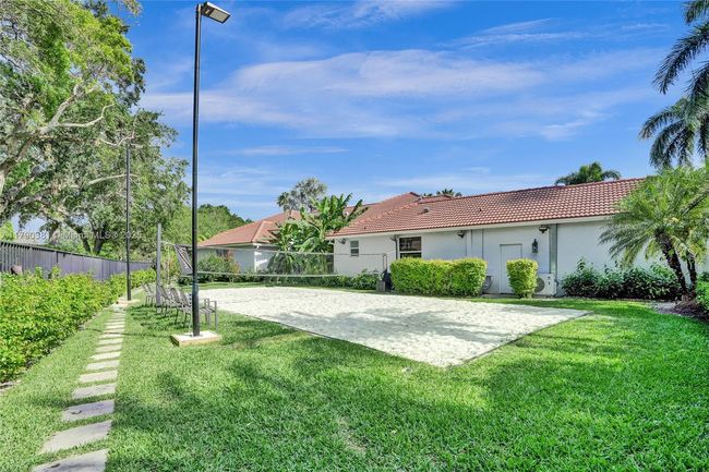 2670 Cypress Ln, House other with 5 bedrooms, 6 bathrooms and null parking in Weston FL | Image 68
