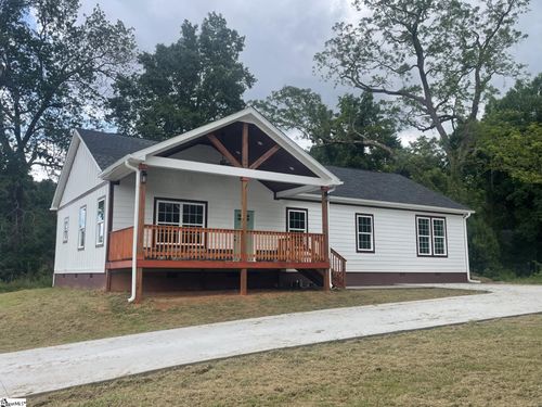 816 E Carolina Ave, Clinton, SC, 29325-2628 | Card Image