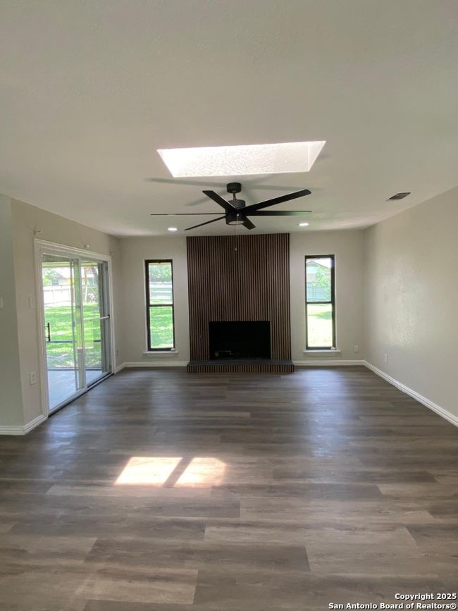 749 Windrock Dr, House other with 3 bedrooms, 2 bathrooms and null parking in Windcrest TX | Image 8