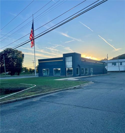 1207 N Church St, Atkins, AR, 72823-3265 | Card Image