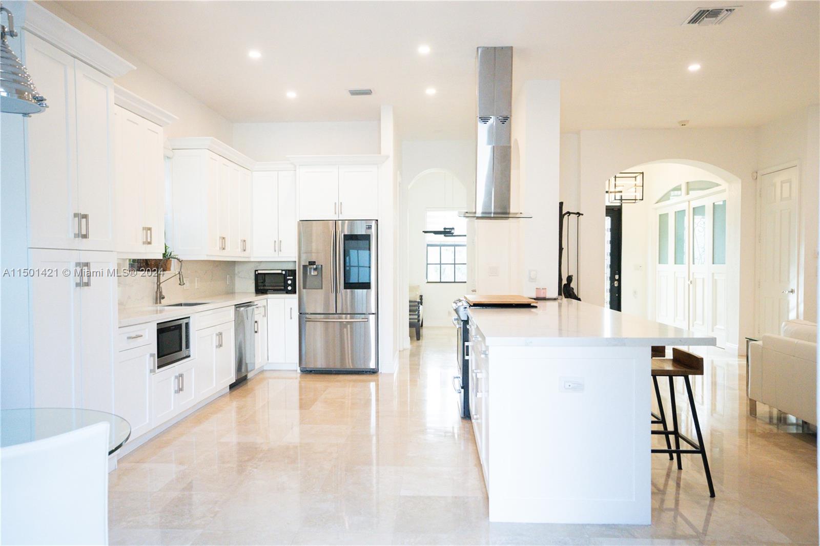 11th Ave, Fort Lauderdale, FL 33301