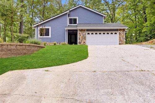 9485 Martin Rd, Roswell, GA, 30076-3023 | Card Image