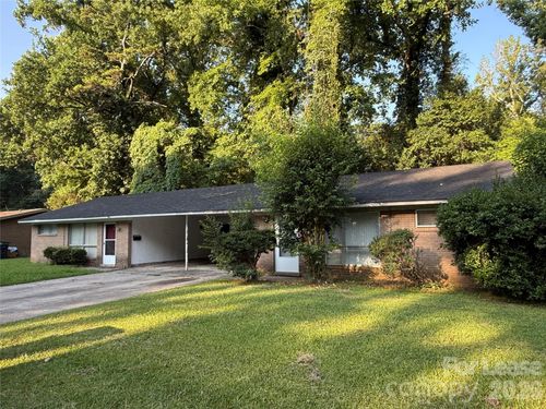 544 Blendwood Drive, Charlotte, NC, 28215 | Card Image