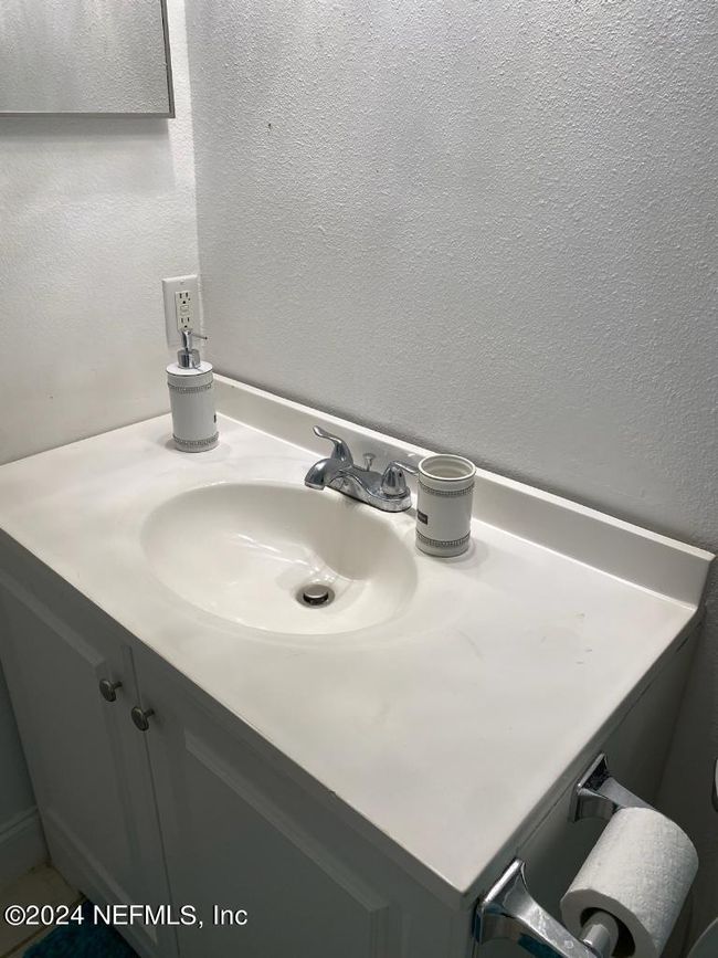 5 - 3929 Mission Dr, Condo with 1 bedrooms, 1 bathrooms and null parking in JACKSONVILLE FL | Image 5