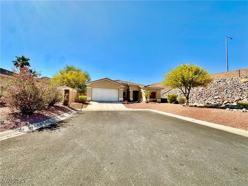 3567 Cottage Stream Ct, Laughlin, NV, 89029-0744 | Card Image