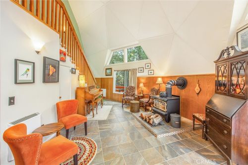 6461 Cedar Ct, Angelus Oaks, CA, 92305-9504 | Card Image