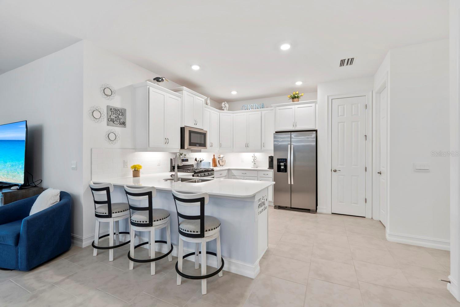 Residential in PUNTA GORDA 5