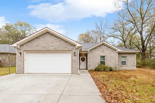 1108 Ike St, Benton, AR, 72015-5177 | Card Image