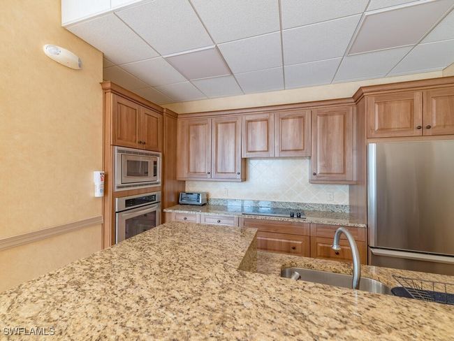 404 - 58 N Collier Boulevard, Condo with 2 bedrooms, 2 bathrooms and null parking in MARCO ISLAND FL | Image 36