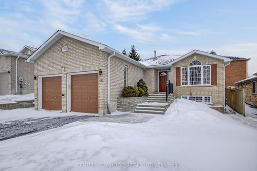 115 Lion'S Gate Blvd, Barrie, ON, L4M7E5 | Card Image