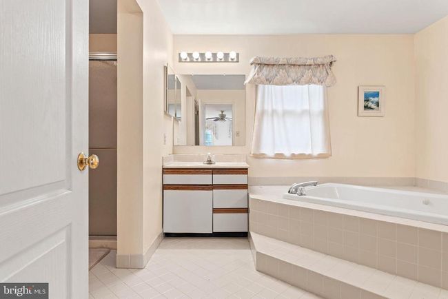 749 Castlewood Dr, House other with 4 bedrooms, 3 bathrooms and null parking in DRESHER PA | Image 22