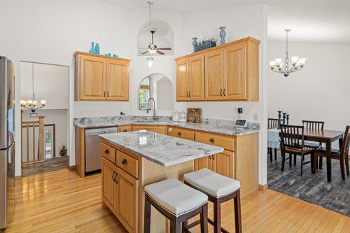29412 125th St Nw, Princeton, MN, 55371-3367 | Card Image