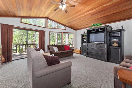 680 Larkspur Ln, Murphys, CA, 95247-9560 | Card Image