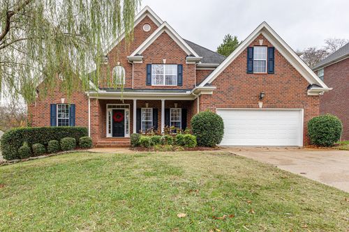 1577 Red Oak Ln, Brentwood, TN, 37027-1817 | Card Image
