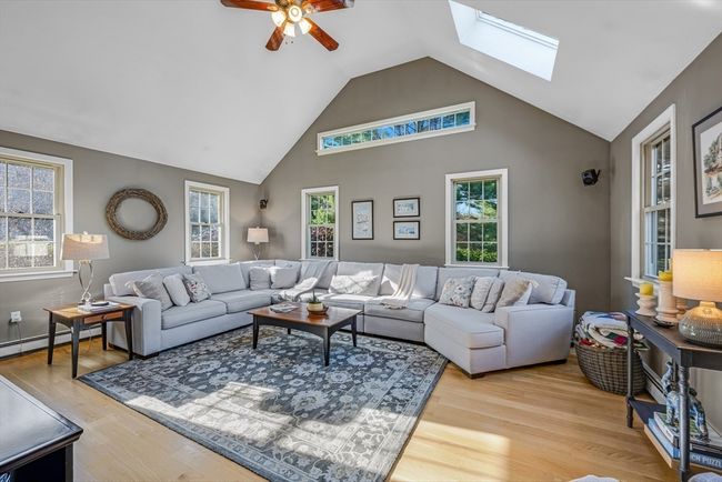 209 Forest St, House other with 3 bedrooms, 2 bathrooms and 6 parking in Franklin MA | Image 15