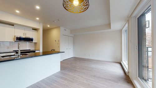 a001-5555 Rue Wellington, Montréal, QC, H4H1N6 | Card Image