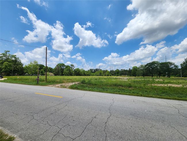 Paved road access. | Image 15