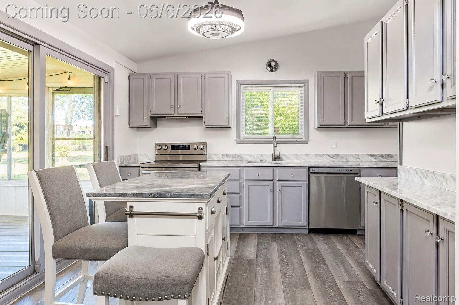 Residential in Redford Charter Township 3