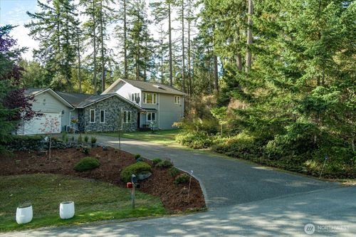 441 Redwood Dr, Coupeville, WA, 98239-3600 | Card Image