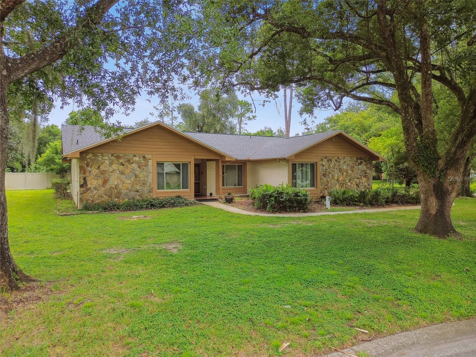 Pope Pl, Lutz, FL 33549