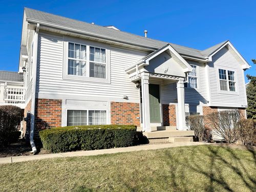341 Holiday Ln, Hainesville, IL, 60073-3197 | Card Image