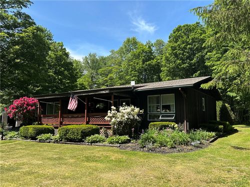 10 Fairway Dr, Bradford, PA, 16701-4103 | Card Image