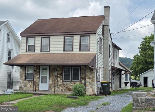 754 W Route 897, REINHOLDS, PA, 17569-9721 | Card Image