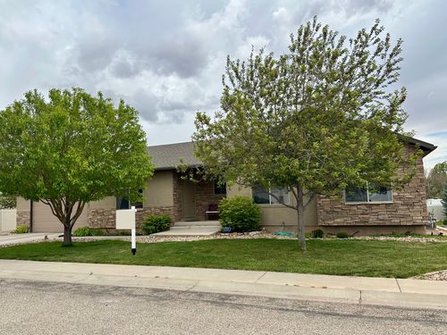 135 Constitution Dr, Roosevelt, UT, 84066-3901 | Card Image