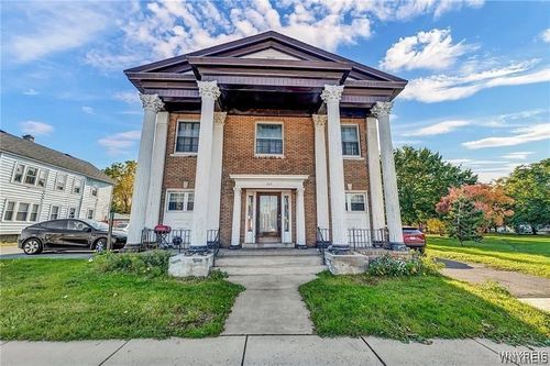 4-227 Abbott Rd, Buffalo, NY, 14220-1332 | Card Image