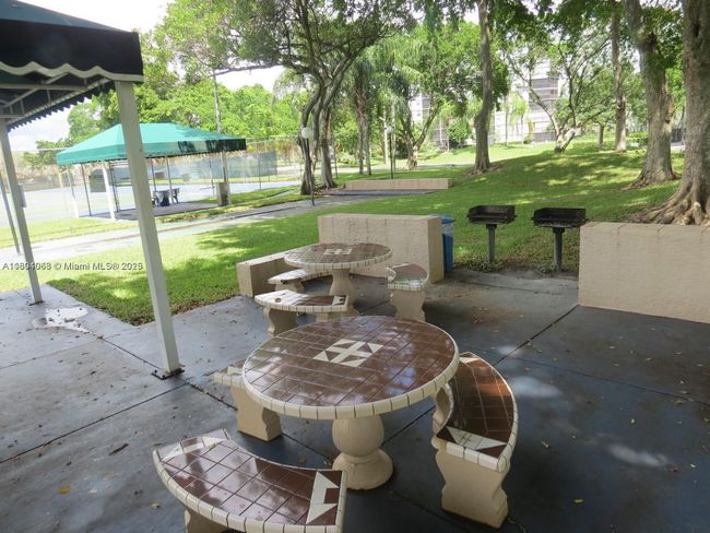 APT-410 - 2312 S Cypress Bend Dr, Condo with 2 bedrooms, 2 bathrooms and null parking in Pompano Beach FL | Image 28