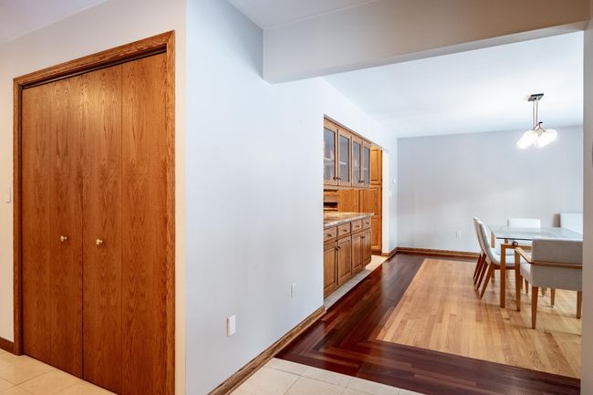 4352 Fenton Rd, House other with 4 bedrooms, 3 bathrooms and null parking in Hartland MI | Image 6