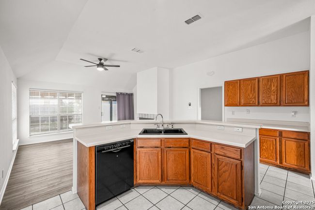3917 Davenport, House other with 3 bedrooms, 2 bathrooms and null parking in Schertz TX | Image 13