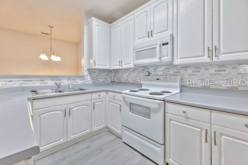 apt-1101-100 Kensington Blvd, Bluffton, SC, 29910-7484 | Card Image