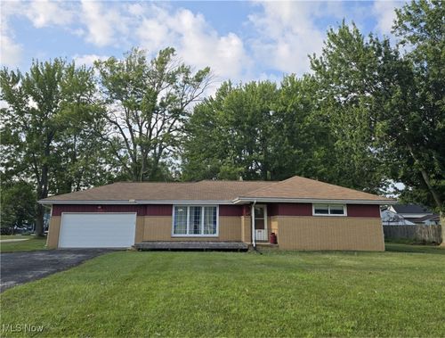 2219 W 19th St, Ashtabula, OH, 44004-9725 | Card Image