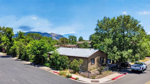 530 W Tombstone Ave, Flagstaff, AZ, 86001-5440 | Card Image