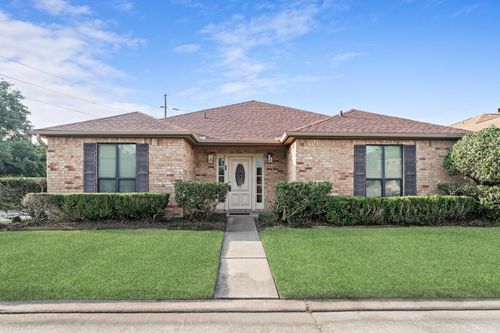 1 Cheska Holw, Beaumont, TX, 77706-2750 | Card Image