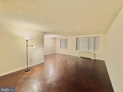 b603-3000 Spout Run Pkwy, ARLINGTON, VA, 22201-4228 | Card Image
