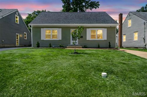 841 N Geyer Rd, Saint Louis, MO, 63122-2703 | Card Image