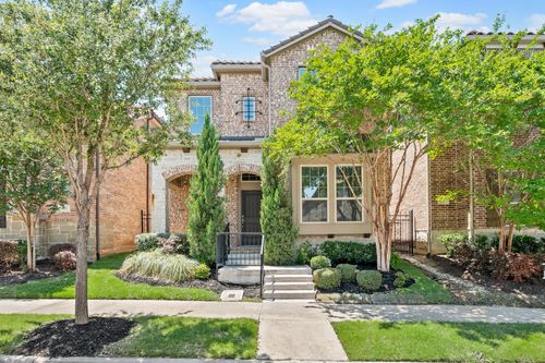 6835 Deleon St, Irving, TX, 75039-3438 | Card Image