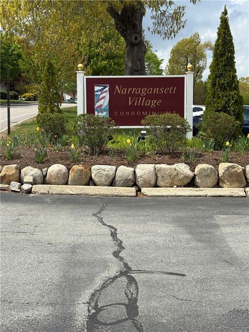 nd9-400 Narragansett Pkwy, Warwick, RI, 02888-4559 | Card Image