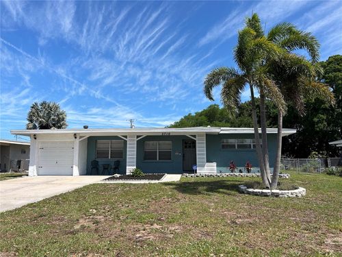 2716 26th Avenue Dr, BRADENTON, FL, 34205-3705 | Card Image